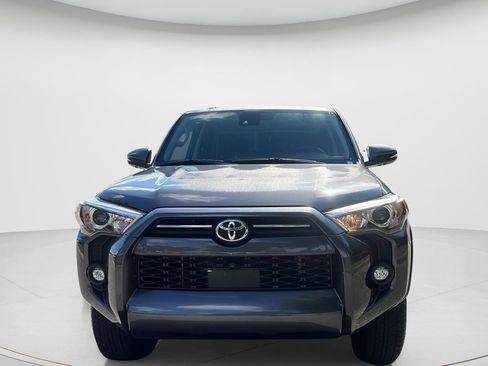 Used 2023 Toyota 4Runner SR5 Premium w/ Moonroof Package AWD/4WD image 2