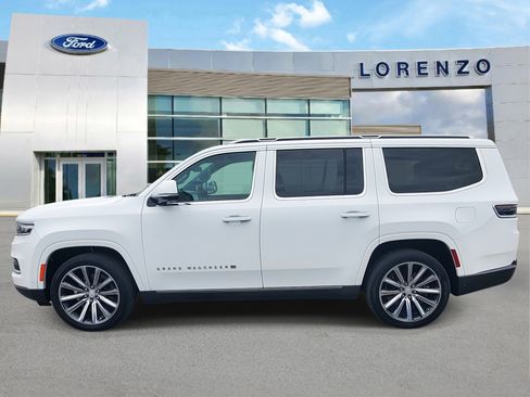 Used 2022 Jeep Grand Wagoneer Series II w/ Convenience Group III image 8