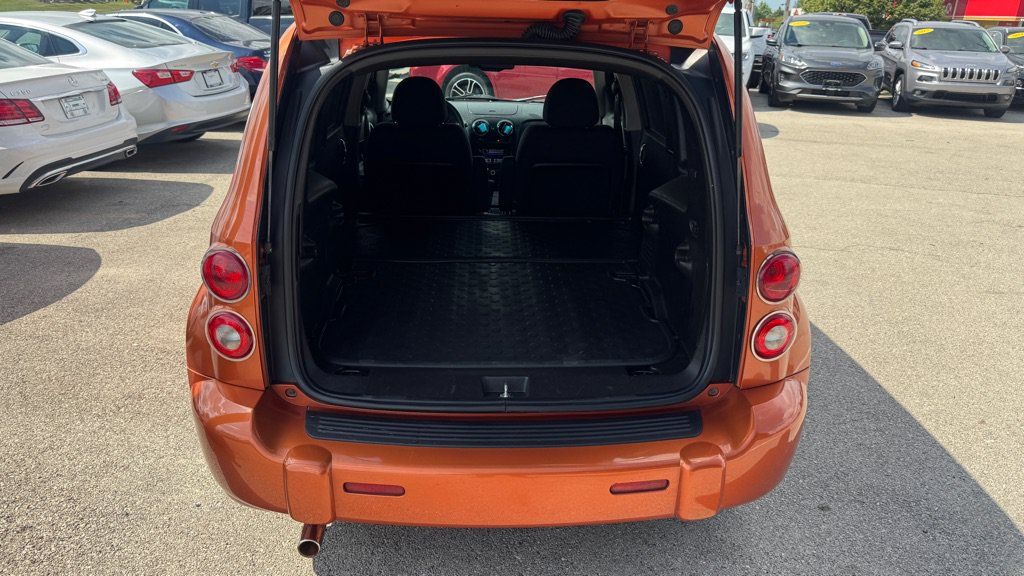 Used 2008 Chevrolet HHR LS FWD image 9