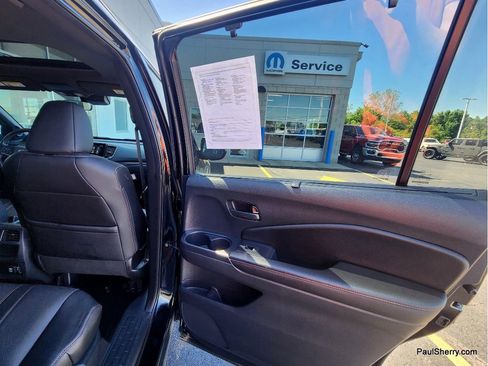 Used 2023 Honda Passport TrailSport image 44