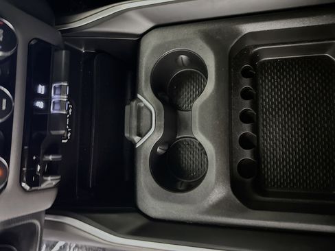 Used 2022 RAM 1500 Big Horn AWD/4WD image 21