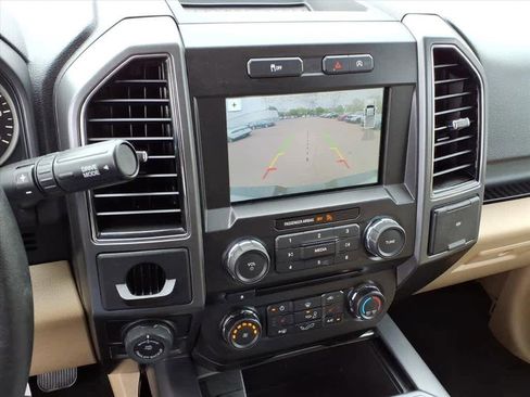 Used 2018 Ford F150 XLT w/ Equipment Group 302A Luxury image 22