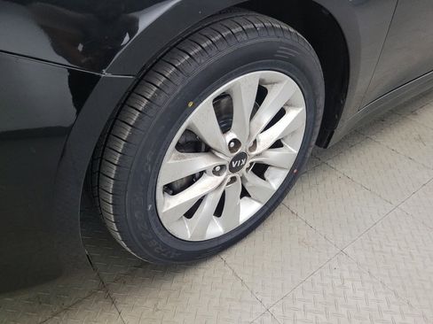 Used 2017 Kia Optima EX FWD image 31
