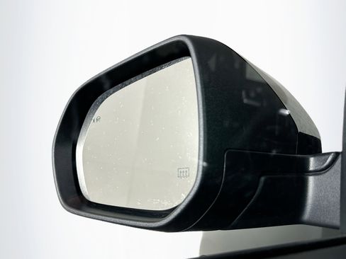 Used 2025 GMC Terrain Elevation image 16