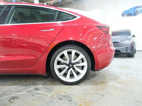 Used 2019 Tesla Model 3 Long Range image 7