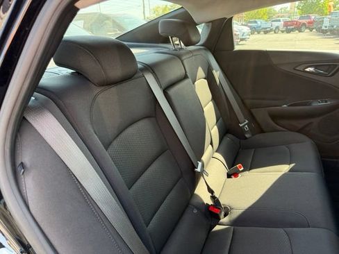 Used 2024 Chevrolet Malibu LT FWD image 11