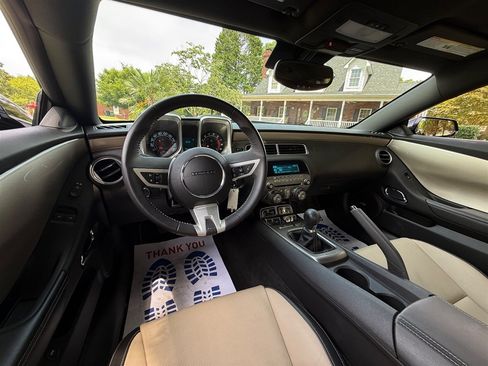Used 2010 Chevrolet Camaro SS RWD image 54