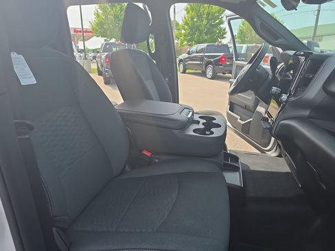 New 2026 RAM 3500 Tradesman AWD/4WD image 10