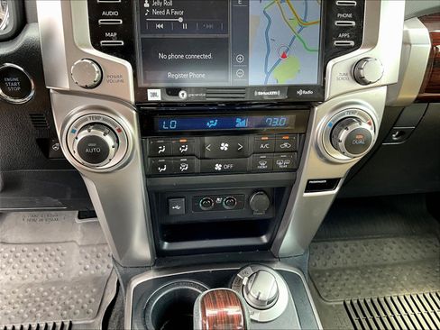 Used 2023 Toyota 4Runner Limited AWD/4WD image 15