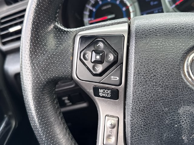 Used 2018 Toyota 4Runner Limited AWD/4WD image 29