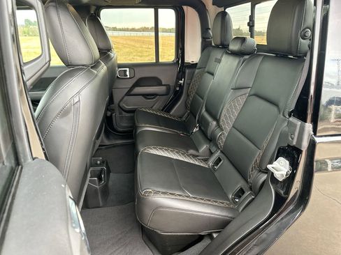 Used 2023 Jeep Gladiator High Altitude image 21