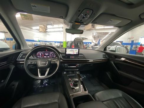 Used 2018 Audi Q5 2.0T Premium image 28
