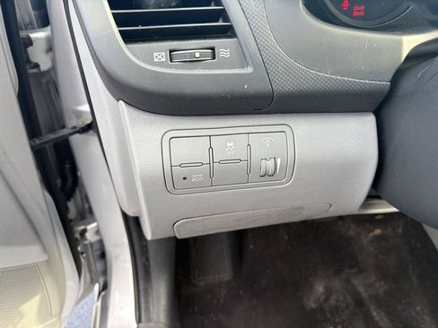 Used 2017 Hyundai Accent SE FWD image 14