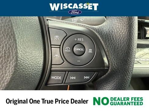 Used 2024 Toyota Corolla LE image 12