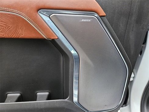 Used 2024 GMC Sierra 3500 Denali Ultimate image 16