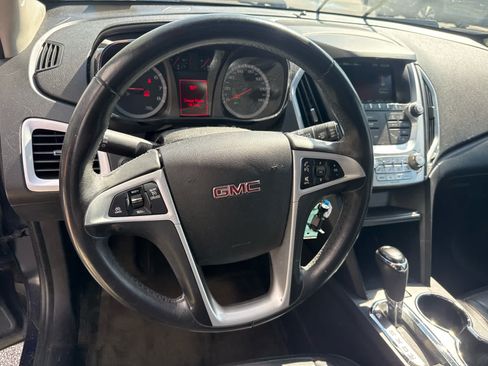 Used 2017 GMC Terrain SLT AWD/4WD image 8