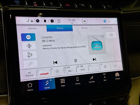 Used 2022 Jeep Grand Cherokee Limited 4xe w/ Luxury Tech Group II AWD/4WD image 21