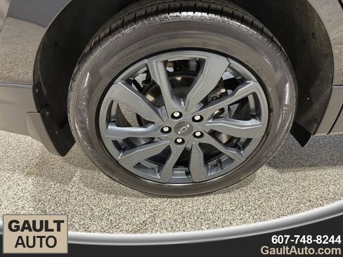Used 2023 Chevrolet Equinox RS image 20