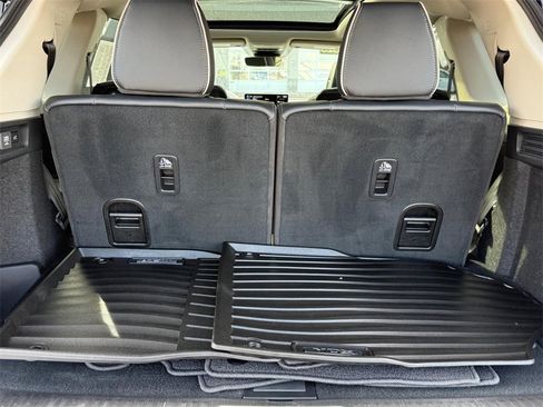 Used 2025 Acura MDX w/ Advance Package image 5