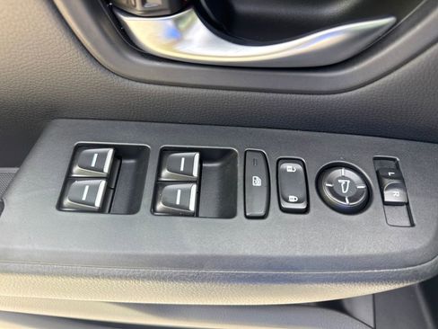 Certified 2025 Honda Pilot EX-L image 15