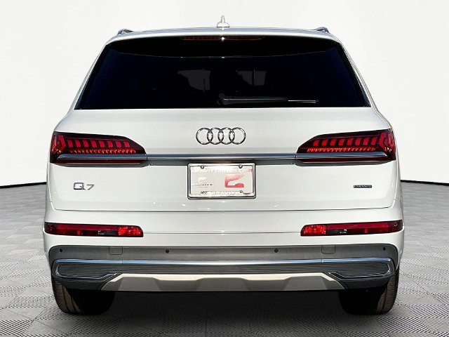 Used 2023 Audi Q7 2.0T Premium Plus w/ Premium Plus Package AWD/4WD image 6