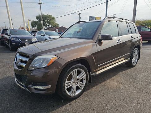 Used 2015 Mercedes-Benz GLK 350 2WD w/ Premium 1 Package image 2
