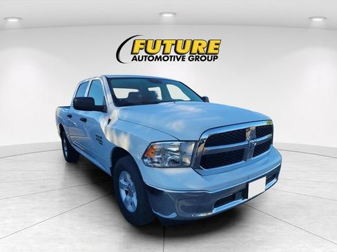 Used 2022 RAM 1500 Classic SLT image 1