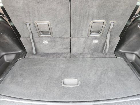 Used 2024 Jeep Grand Cherokee L Laredo image 32