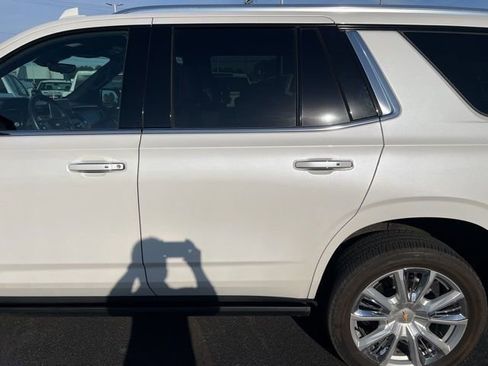 Used 2024 Chevrolet Tahoe High Country image 9