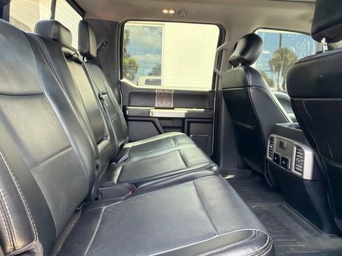 Used 2017 Ford F250 Lariat w/ Lariat Ultimate Package AWD/4WD image 15