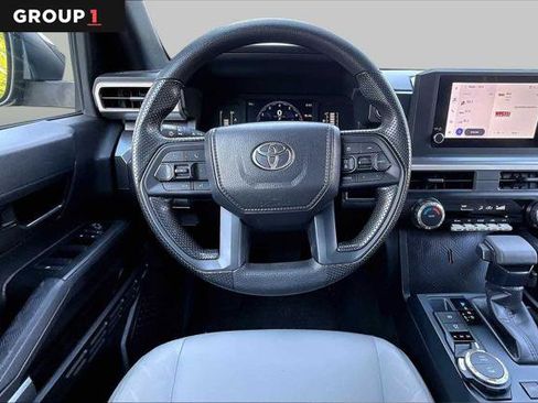 Certified 2025 Toyota Tacoma SR5 AWD/4WD image 6