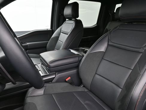 Used 2025 Ford F150 Raptor image 11