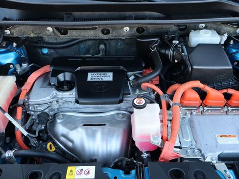 Used 2017 Toyota RAV4 XLE image 40