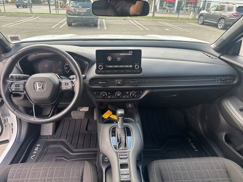 Used 2023 Honda HR-V Sport image 15