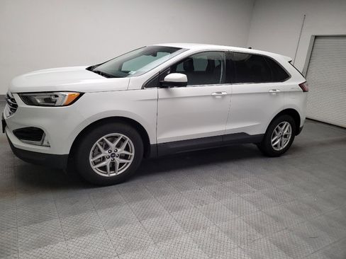 Used 2021 Ford Edge SEL FWD image 2