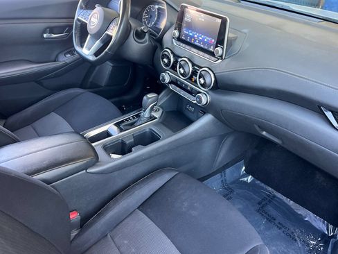 Used 2022 Nissan Sentra SV FWD image 16