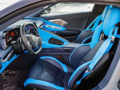 Used 2022 Chevrolet Corvette Stingray w/ Z51 Performance Package image 18