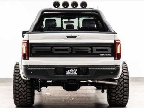 Used 2024 Ford F150 Lariat w/ FX4 Off-Road Package image 8