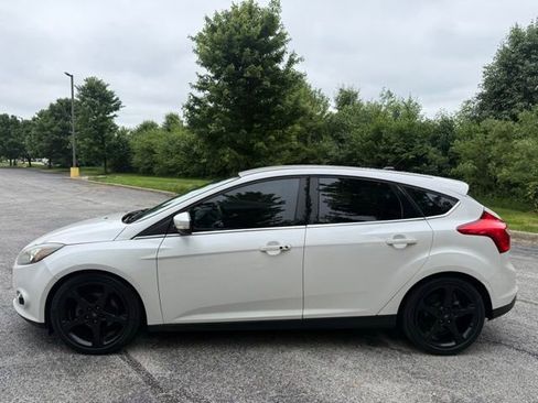 Used 2012 Ford Focus Titanium FWD image 8