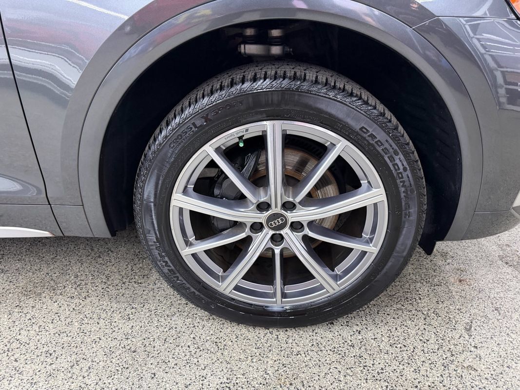 Used 2021 Audi SQ5 Premium Plus w/ Premium Plus Package AWD/4WD image 38