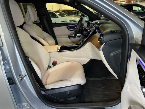 Certified 2025 Mercedes-Benz GLC 300 4MATIC image 12