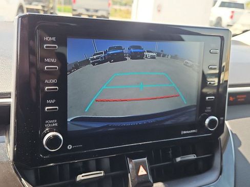 Used 2021 Toyota Corolla LE w/ Carpet Mat Package (TMS) FWD image 14
