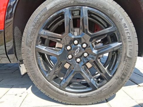 Used 2024 Chevrolet Blazer RS w/ Driver Confidence II Package FWD image 21