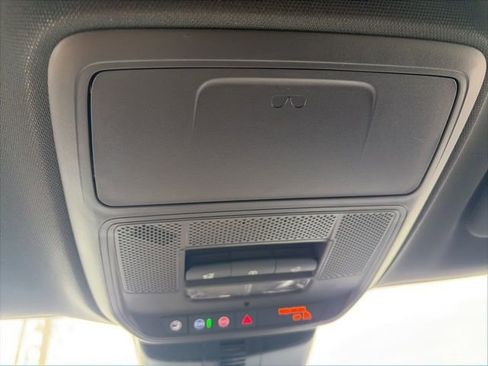 New 2026 GMC Acadia AT4 w/ Luxury Package image 25