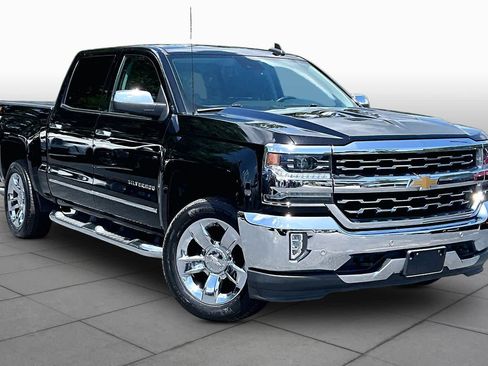 Used 2018 Chevrolet Silverado 1500 LTZ w/ Sport Package AWD/4WD image 3