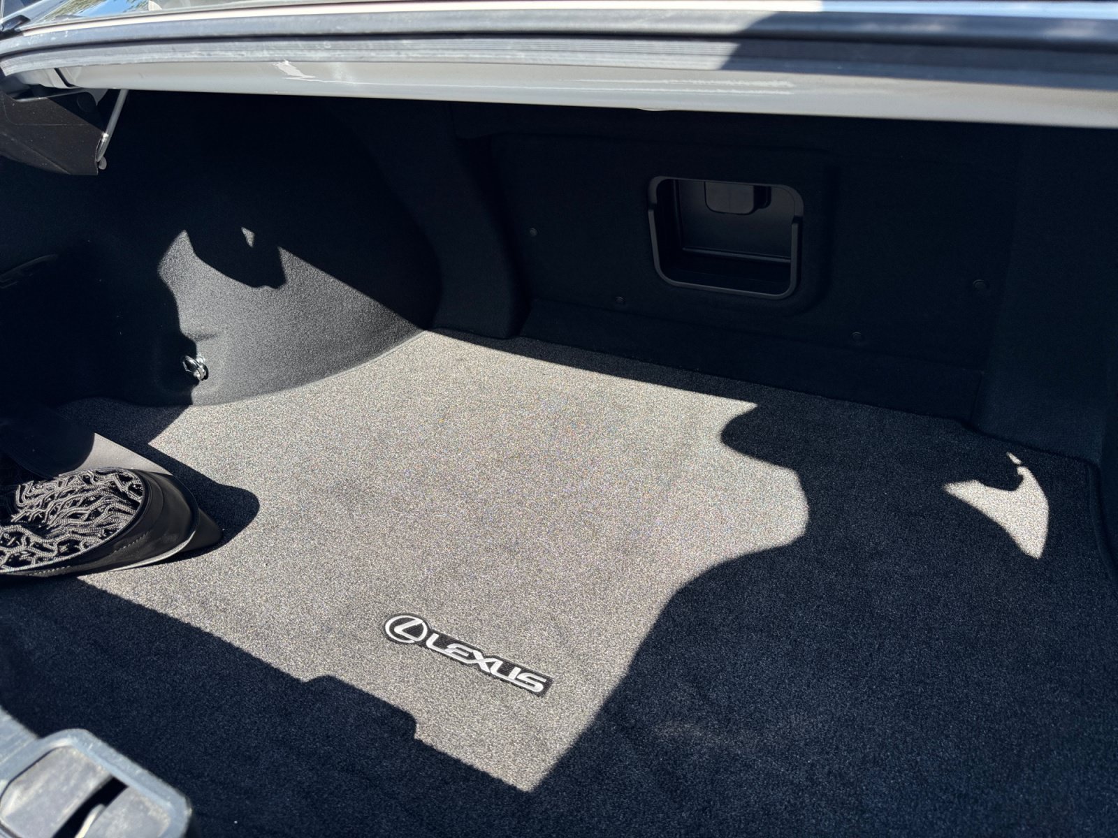 Used 2019 Lexus ES 300h w/ Premium Package FWD image 20