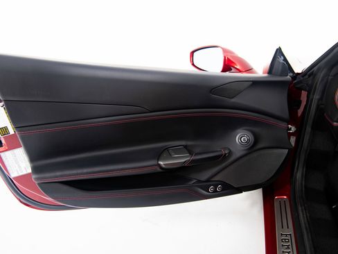 Certified 2018 Ferrari 488 Spider RWD image 10