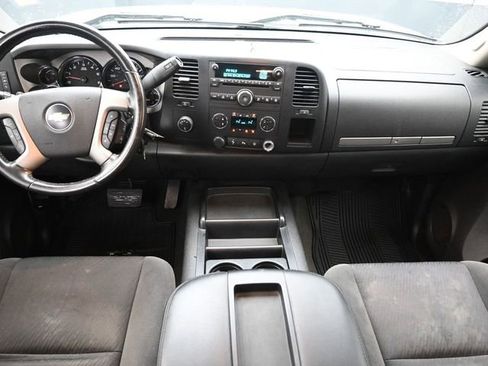 Used 2007 Chevrolet Silverado 1500 LT w/ 2LT Audio Package AWD/4WD image 16