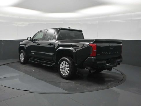 Used 2025 Toyota Tacoma SR5 RWD image 6