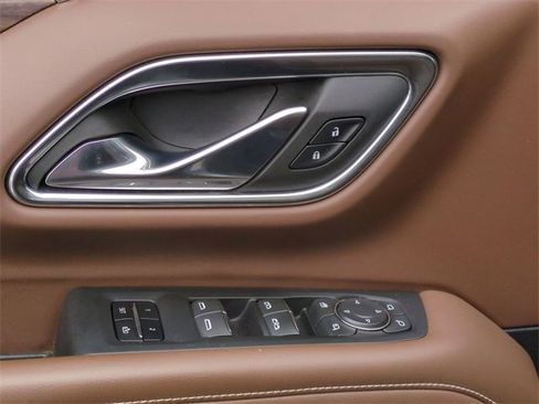 Certified 2023 Chevrolet Tahoe High Country w/ Advanced Technology Package image 24